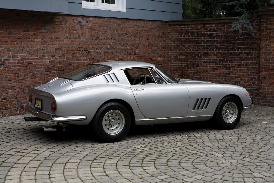  Ferrari 275 GTB/4 Berlinetta 1966 года  (фото 12 из 13)